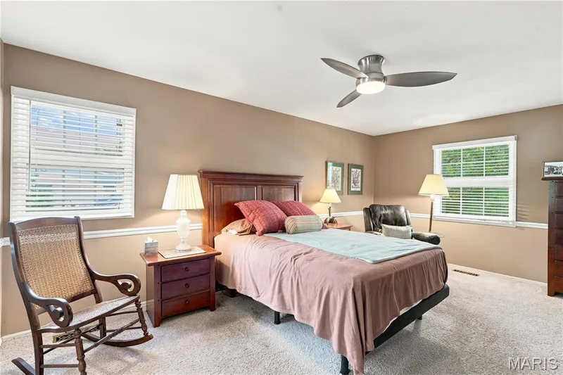 Primary Bedroom with ensuite bath and walk-in closet — 505 Richley Drive, Chesterfield, MO 63017