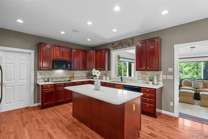 991 Sheffield Forest Court, Wildwood, MO 63021 — listing photo 19 of 62