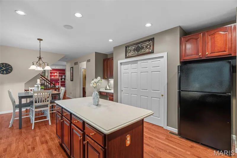 991 Sheffield Forest Court, Wildwood, MO 63021 — listing photo 21 of 62