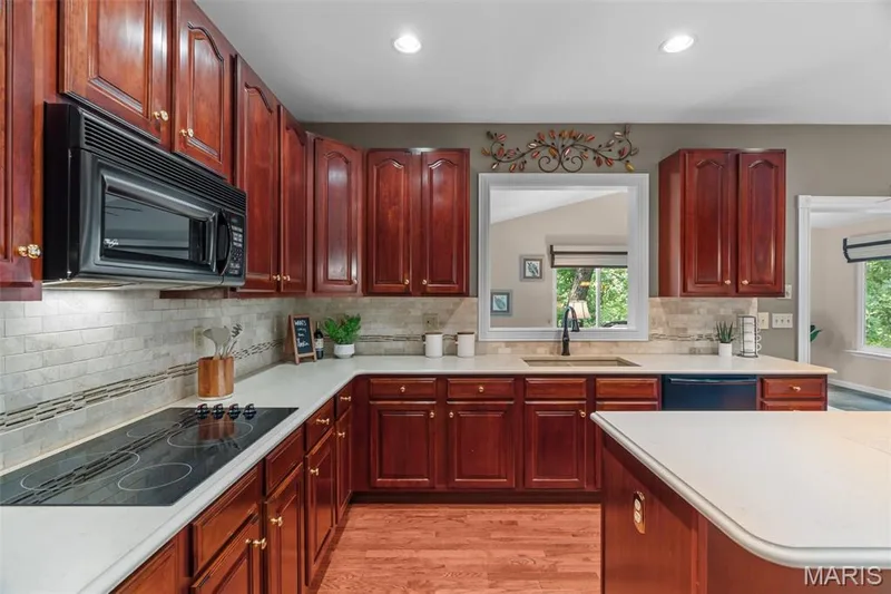 991 Sheffield Forest Court, Wildwood, MO 63021 — listing photo 23 of 62