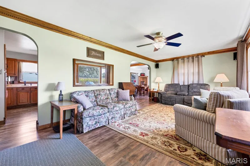 4915 Tower Line Road, St Charles, MO 63301 — listing photo 10 of 41