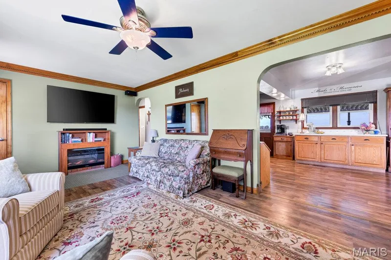 4915 Tower Line Road, St Charles, MO 63301 — listing photo 13 of 41
