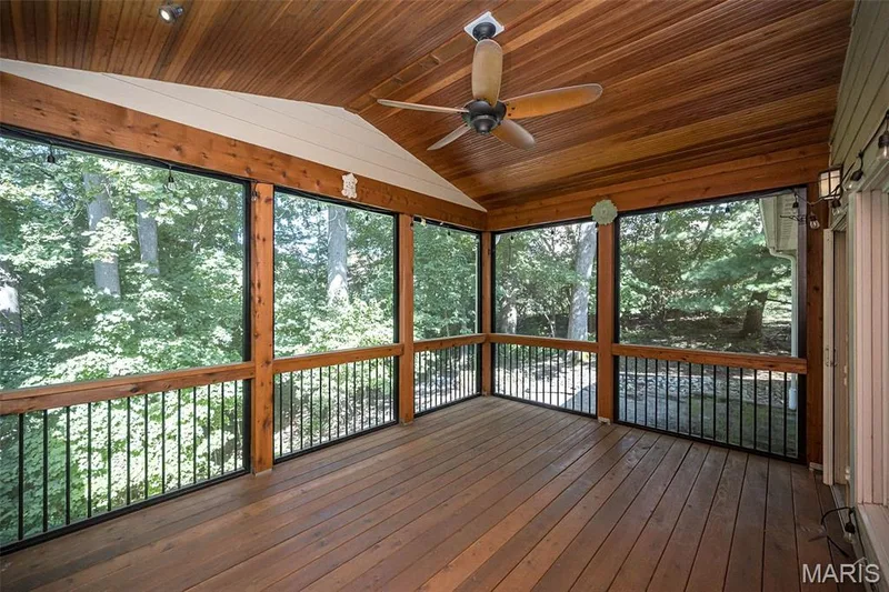 14620 Timberlake Manor Court, Chesterfield, MO 63017 — listing photo 35 of 83