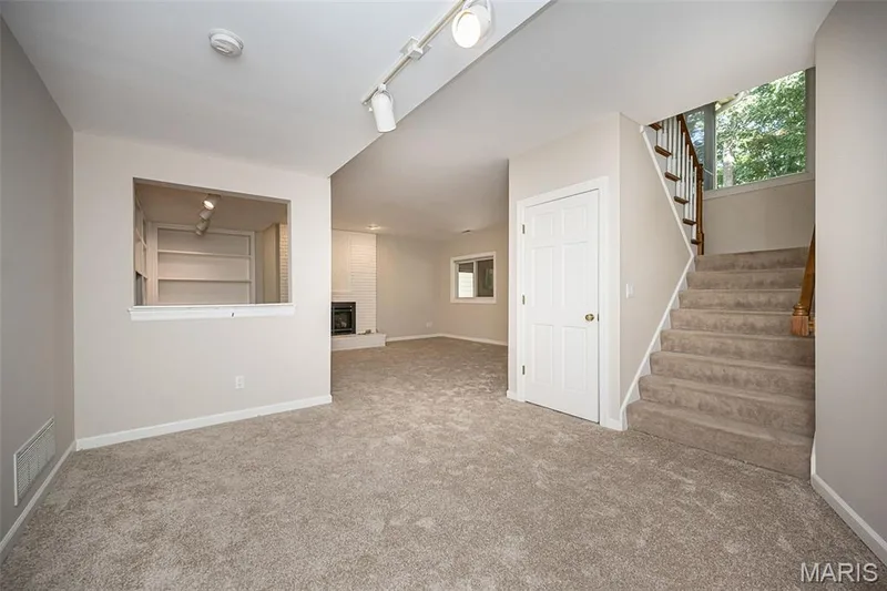 14620 Timberlake Manor Court, Chesterfield, MO 63017 — listing photo 47 of 83