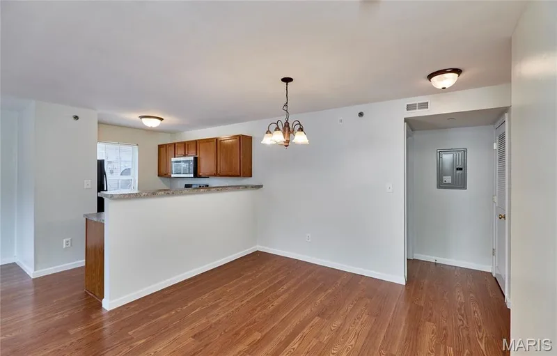 7101 Spring Creek Lane, O'Fallon, MO 63368 — listing photo 10 of 41