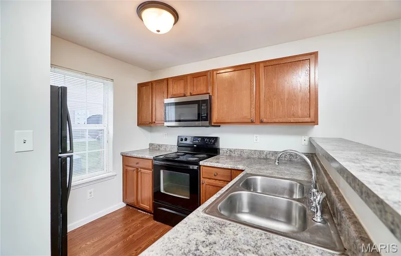 7101 Spring Creek Lane, O'Fallon, MO 63368 — listing photo 21 of 41
