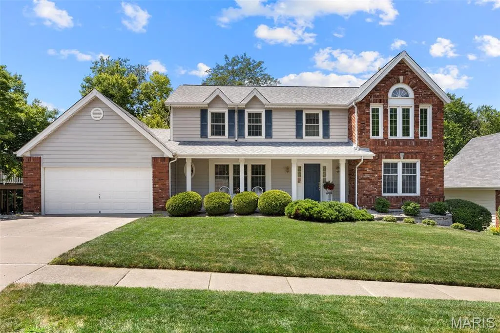 3523 Brookwood Circle, St Charles, MO 63301 — listing photo 1 of 32