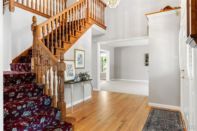 3523 Brookwood Circle, St Charles, MO 63301 — listing photo 3 of 32