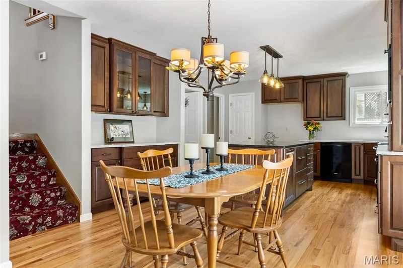 3523 Brookwood Circle, St Charles, MO 63301 — listing photo 9 of 32