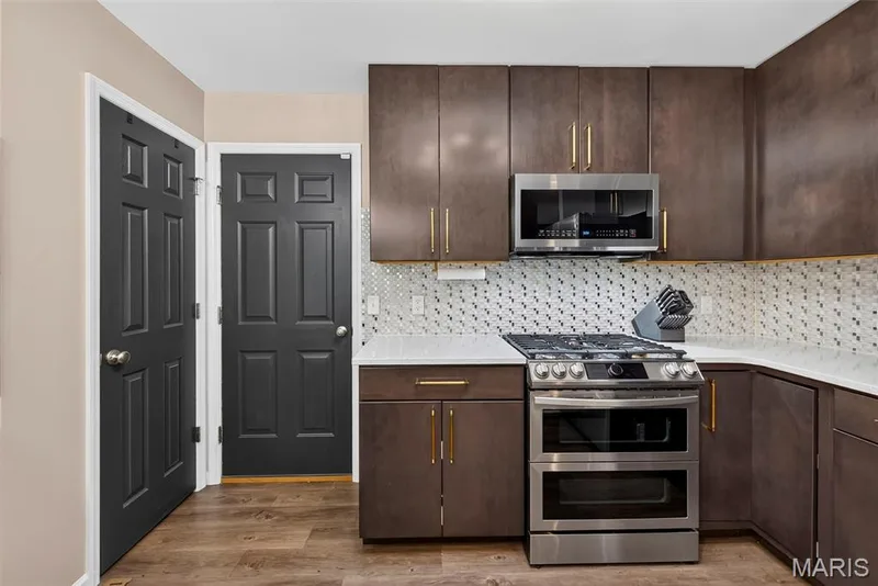 Stainless Steel Appliances including Double Oven with Airfryer Feature — 2322 Wills Hollow Drive, St Peters, MO 63376