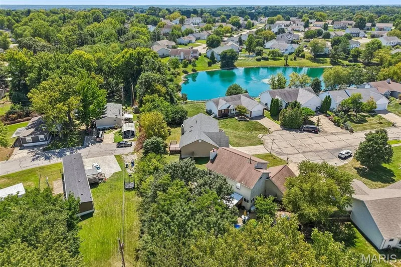 25 Folk Art Court, O'Fallon, MO 63366 — listing photo 33 of 38