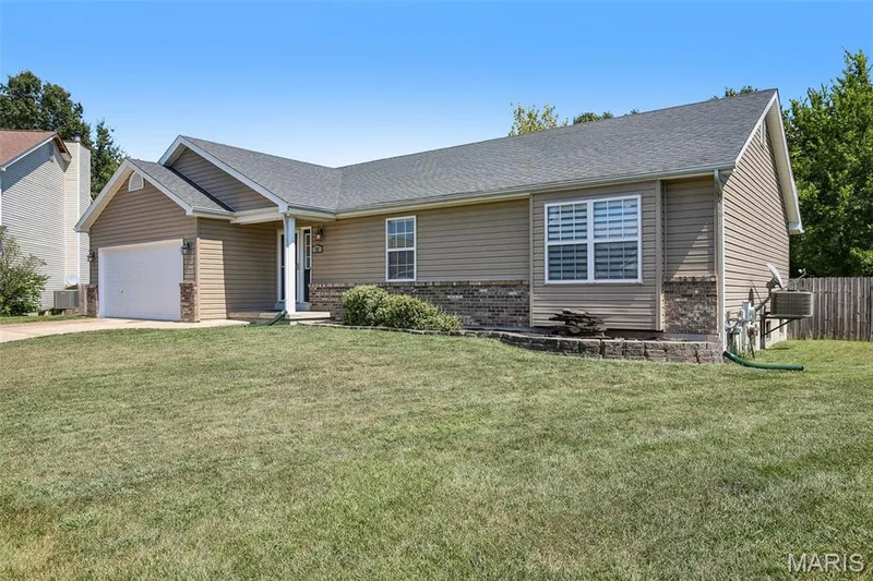 25 Folk Art Court, O'Fallon, MO 63366 — listing photo 34 of 38