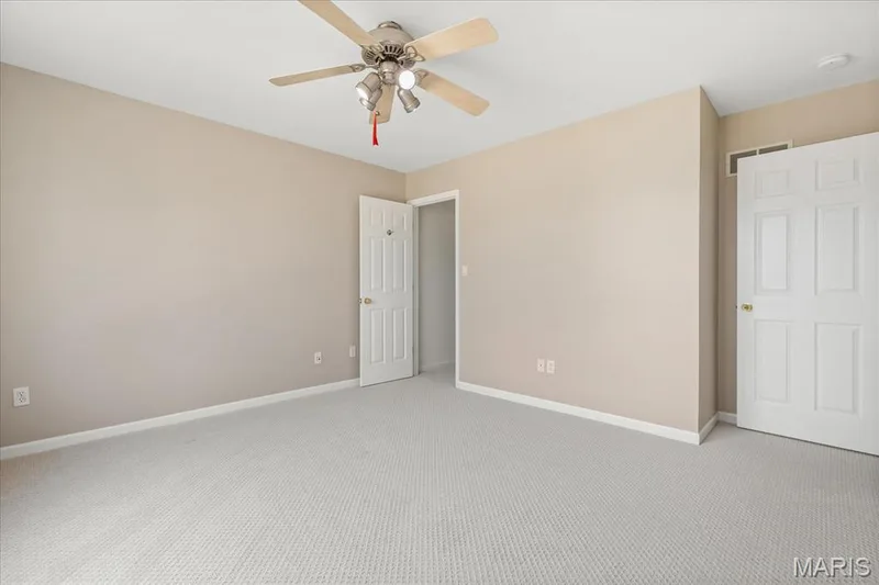 Versatile, spacious additional bedroom with walk-in closet. — 354 Buckington Street, St Peters, MO 63376