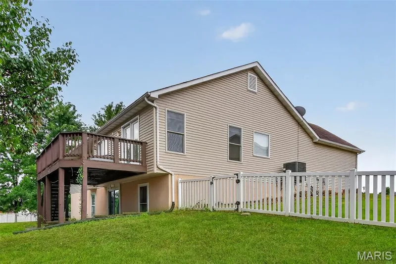 130 Wild Pigeon Ct, O'Fallon, MO 63368 — listing photo 46 of 54