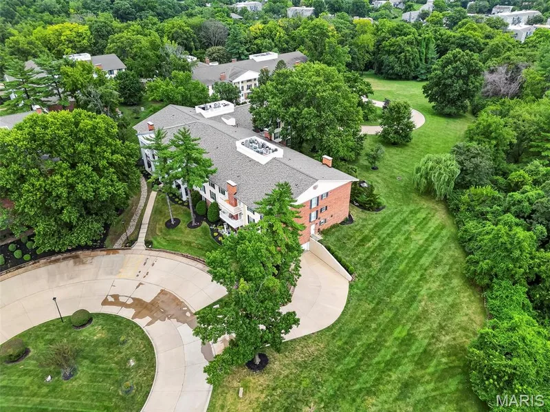 1530 Bedford Forge Court #15, Chesterfield, MO 63017 — listing photo 52 of 56