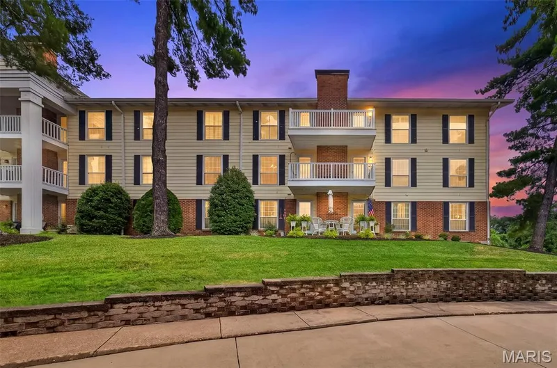 1530 Bedford Forge Court #15, Chesterfield, MO 63017 — listing photo 54 of 56