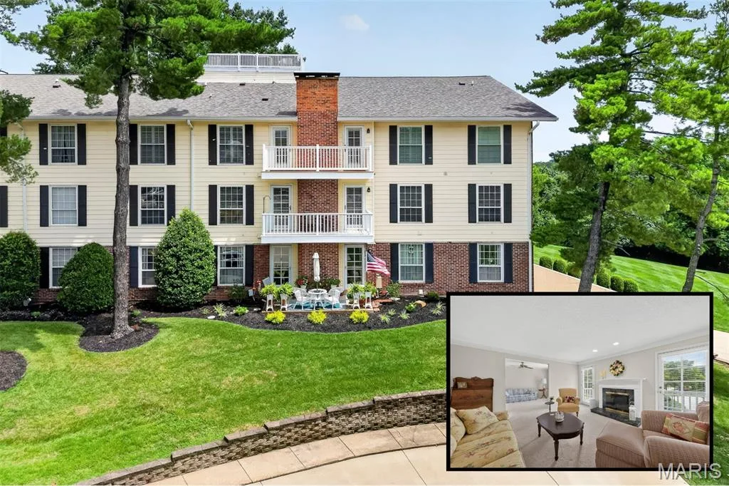 1530 Bedford Forge Court #15, Chesterfield, MO 63017 — listing photo 1 of 56