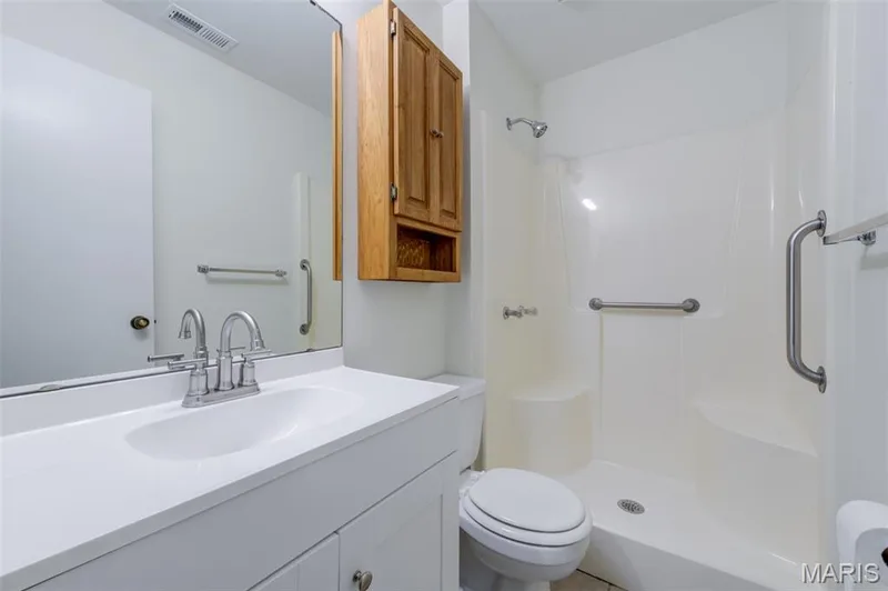 77 Sugar Glen Court, St Peters, MO 63376 — listing photo 15 of 18