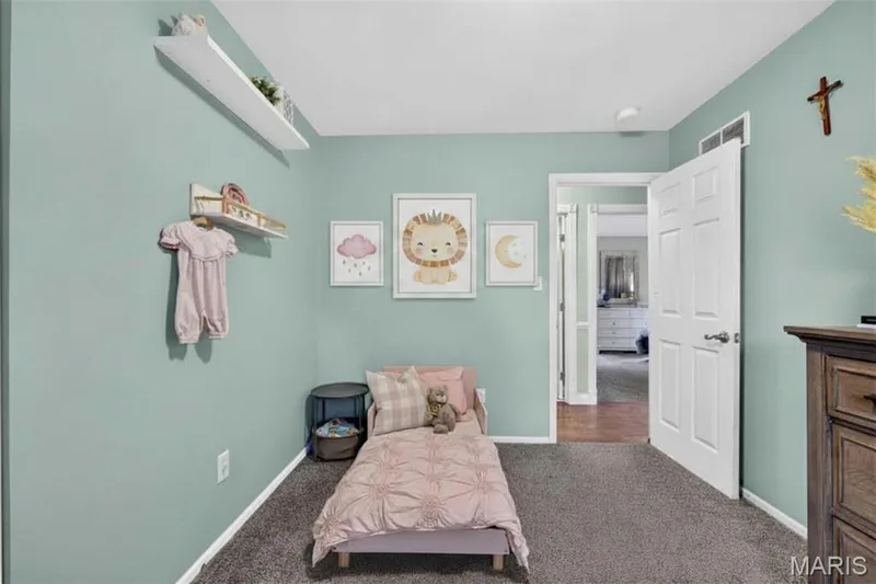 708 Woodland Ridge Drive, St Peters, MO 63376 — listing photo 14 of 32