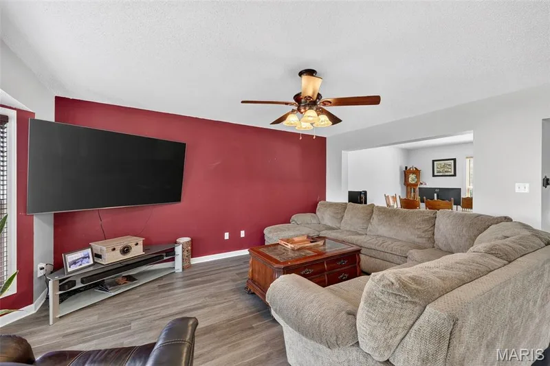 247 John Charles Drive #2163B, Wentzville, MO 63385 — listing photo 6 of 35
