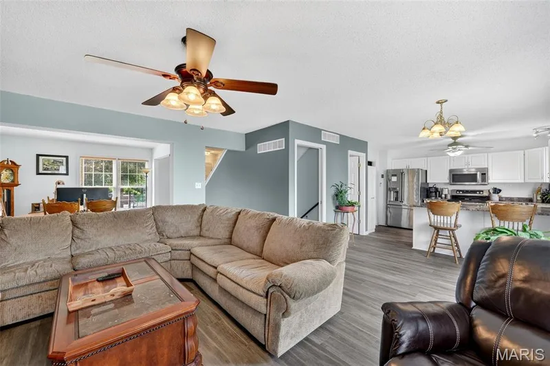 247 John Charles Drive #2163B, Wentzville, MO 63385 — listing photo 8 of 35