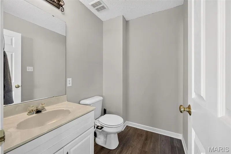 247 John Charles Drive #2163B, Wentzville, MO 63385 — listing photo 15 of 35