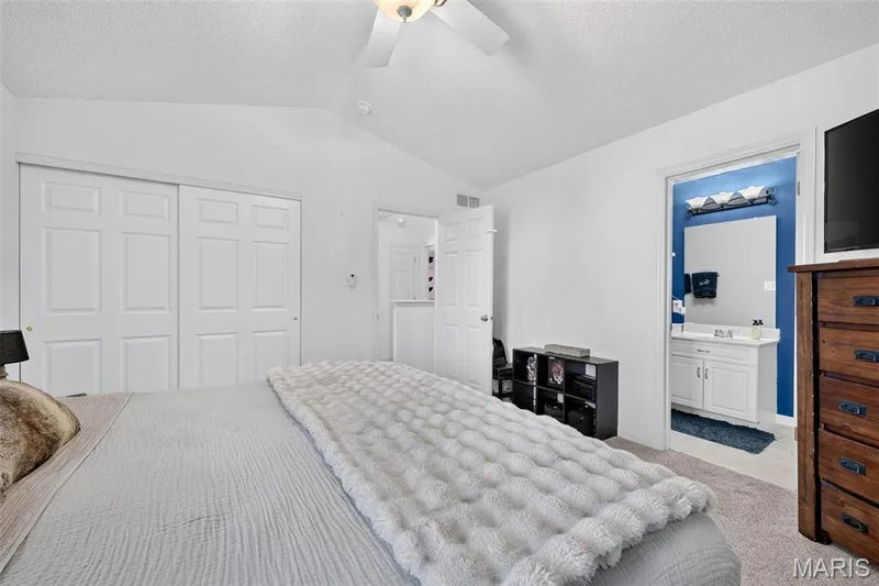 247 John Charles Drive #2163B, Wentzville, MO 63385 — listing photo 21 of 35