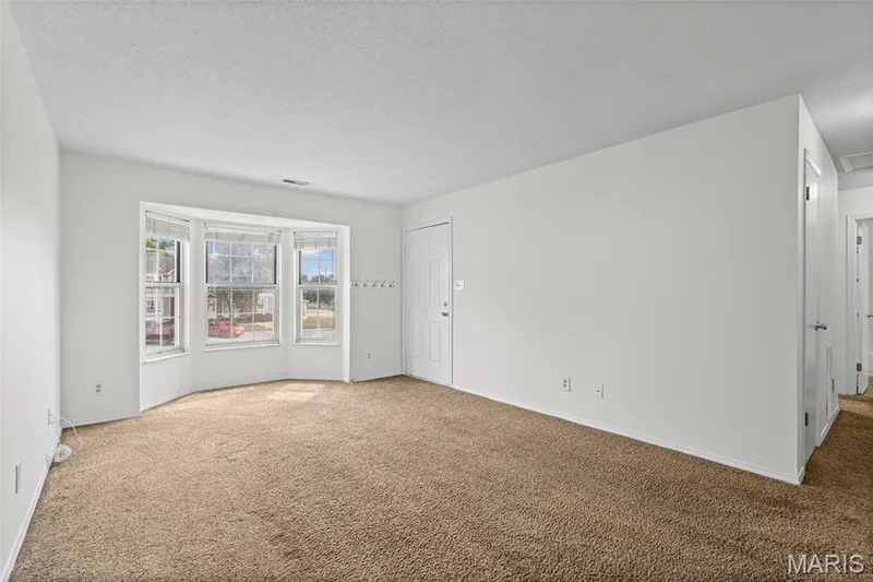 1774 Kircher Drive #C, St Charles, MO 63303 — listing photo 6 of 18