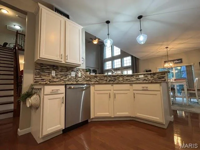 117 Fox Haven Drive, O'Fallon, MO 63368 — listing photo 14 of 39
