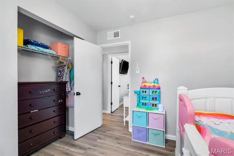 303 Saint Joseph Avenue, O'Fallon, MO 63366 — listing photo 22 of 30