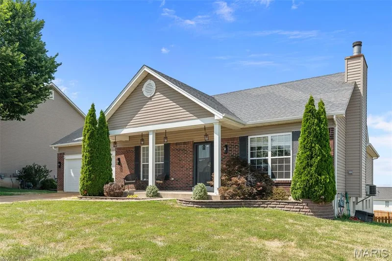 415 Spirit Drive, Lake St. Louis, MO 63367 — listing photo 2 of 65