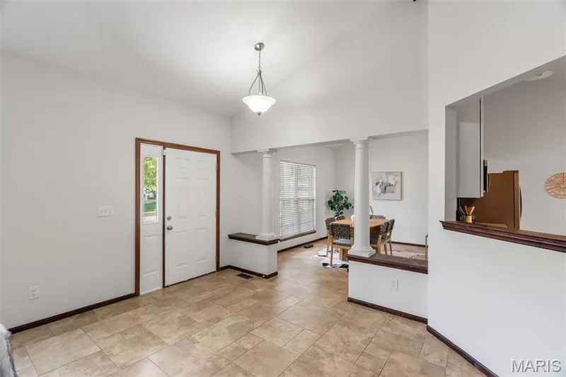 415 Spirit Drive, Lake St. Louis, MO 63367 — listing photo 4 of 65