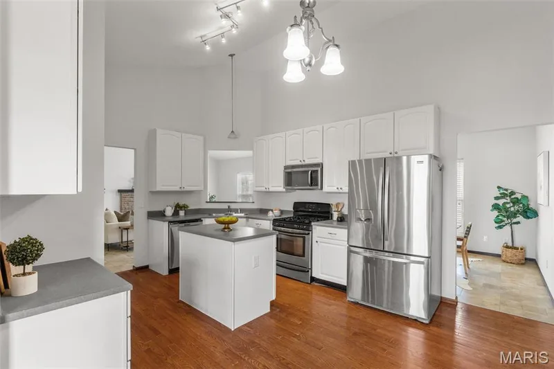 415 Spirit Drive, Lake St. Louis, MO 63367 — listing photo 17 of 65