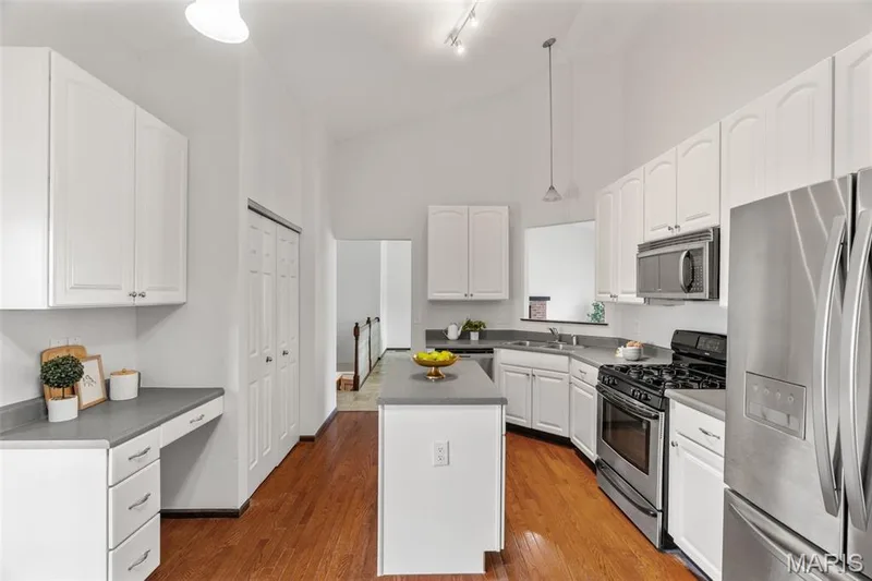 415 Spirit Drive, Lake St. Louis, MO 63367 — listing photo 19 of 65