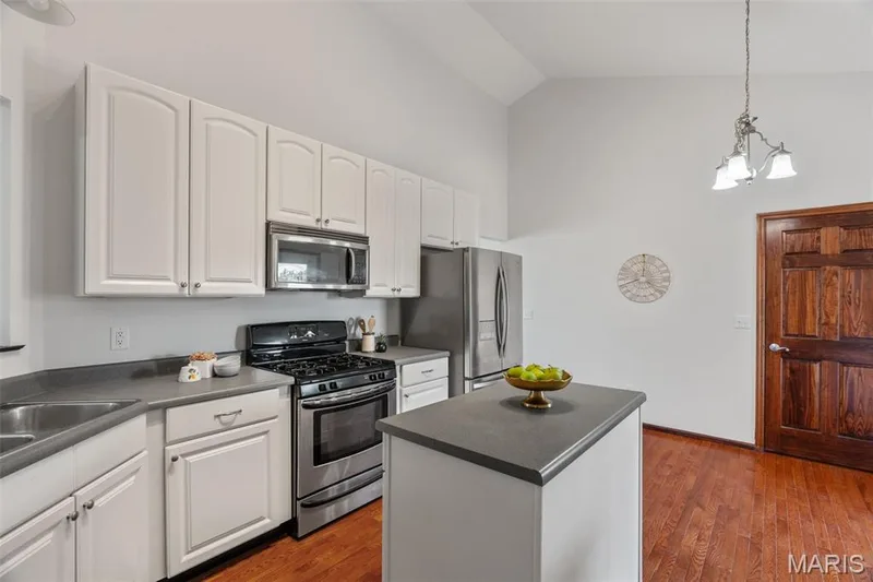 415 Spirit Drive, Lake St. Louis, MO 63367 — listing photo 22 of 65