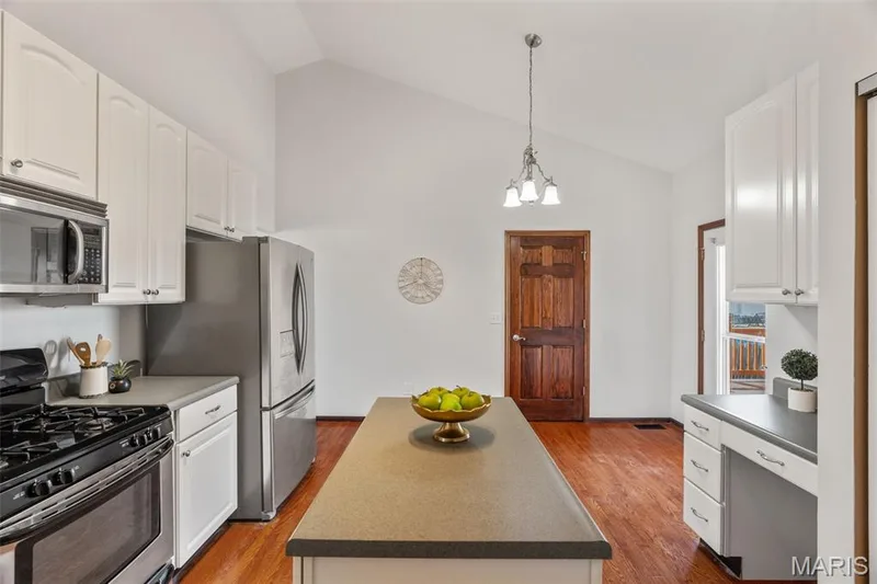 415 Spirit Drive, Lake St. Louis, MO 63367 — listing photo 28 of 65