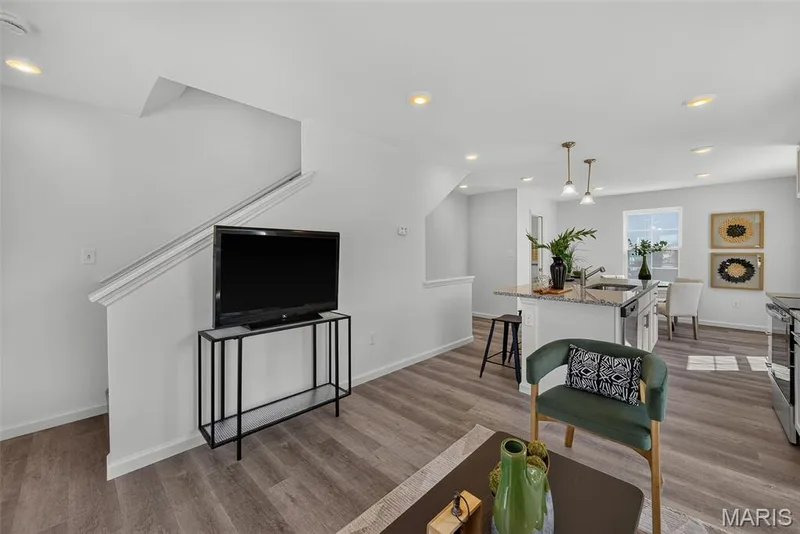 188 Canal Cottage Alley, St Charles, MO 63301 — listing photo 14 of 23