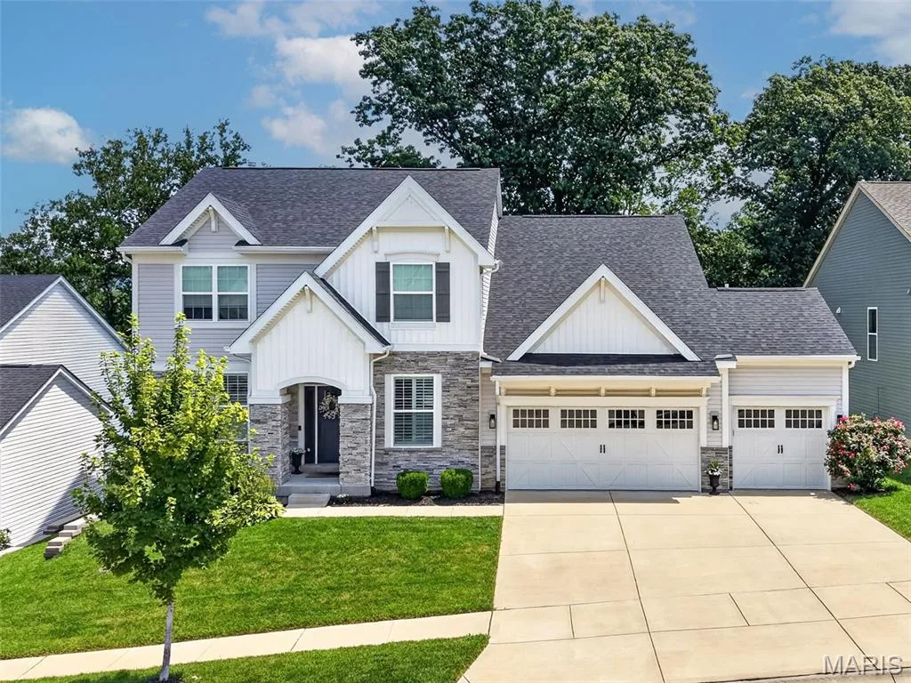 854 Nardin Drive, Chesterfield, MO 63017 — listing photo 1 of 50