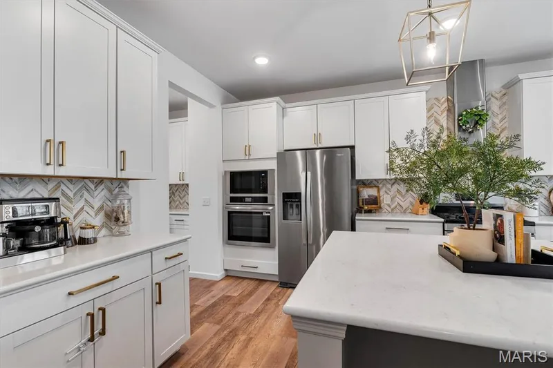854 Nardin Drive, Chesterfield, MO 63017 — listing photo 12 of 50