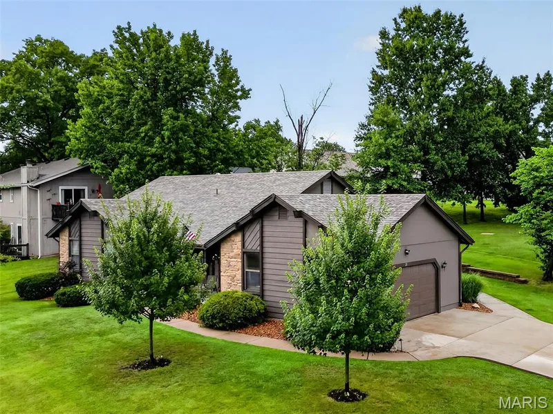 21 Dijon Court, Lake St. Louis, MO 63367 — listing photo 12 of 83