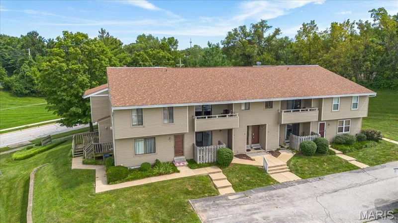 6 Megans Court #C, O'Fallon, MO 63366 — listing photo 2 of 15