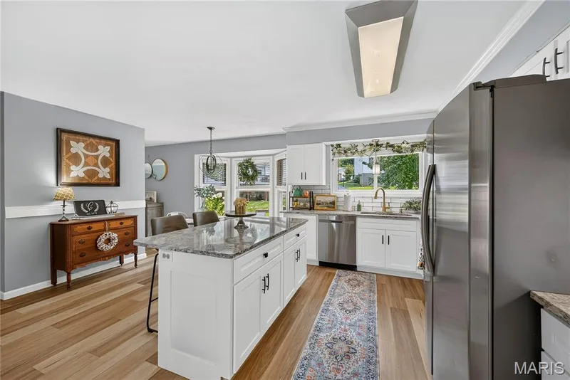 New Kitchen Cabinets and Flooring — 47 Park Place, St Peters, MO 63376