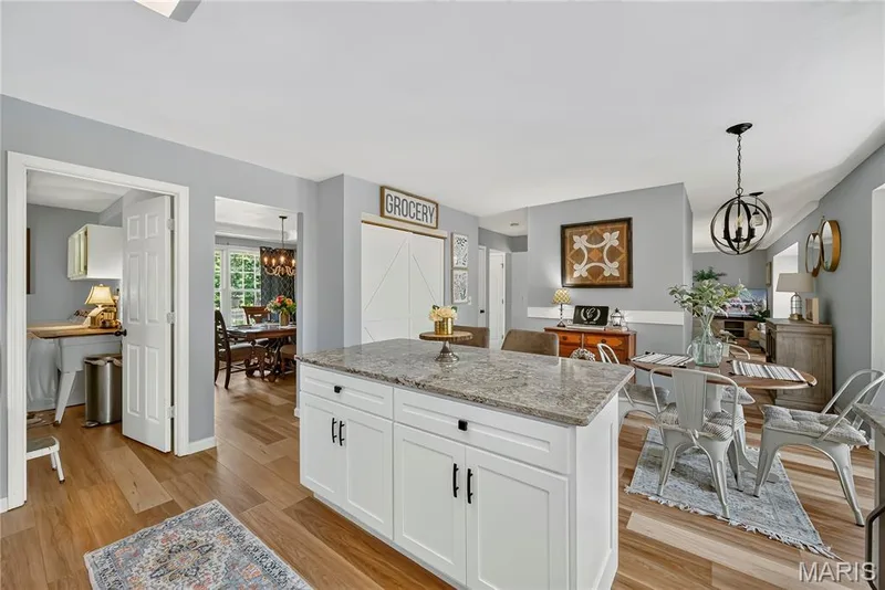 47 Park Place, St Peters, MO 63376 — listing photo 8 of 55