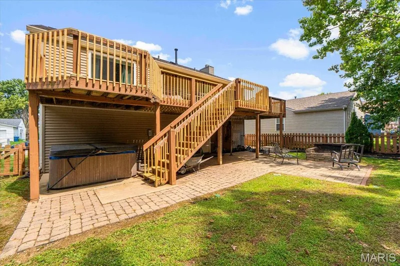 1629 Lynncove Lane, St Charles, MO 63303 — listing photo 29 of 37