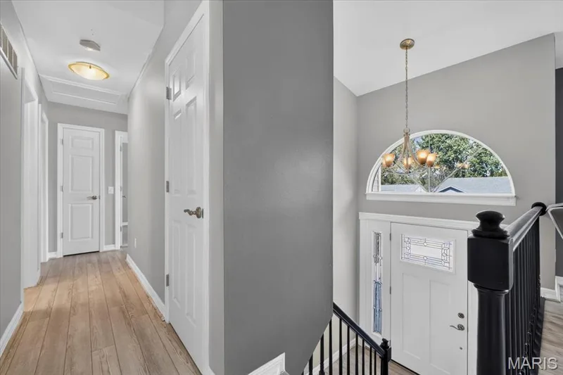 1629 Lynncove Lane, St Charles, MO 63303 — listing photo 3 of 37
