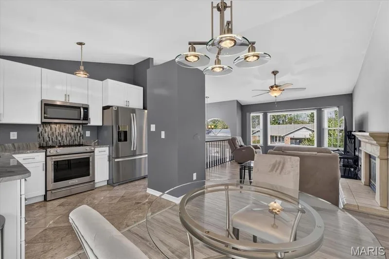 1629 Lynncove Lane, St Charles, MO 63303 — listing photo 9 of 37