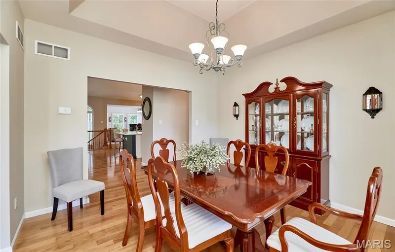 304 Crescent Oak Court, Wentzville, MO 63385 — listing photo 3 of 76