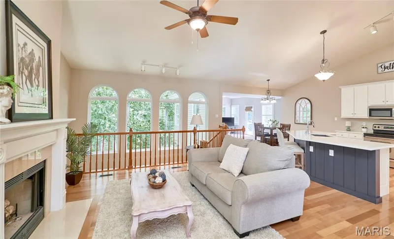 304 Crescent Oak Court, Wentzville, MO 63385 — listing photo 9 of 76