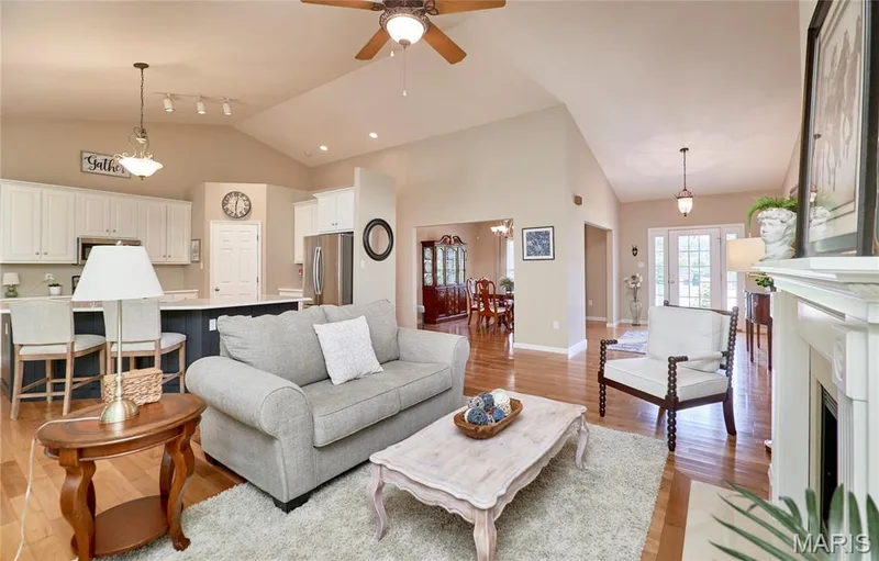 304 Crescent Oak Court, Wentzville, MO 63385 — listing photo 13 of 76