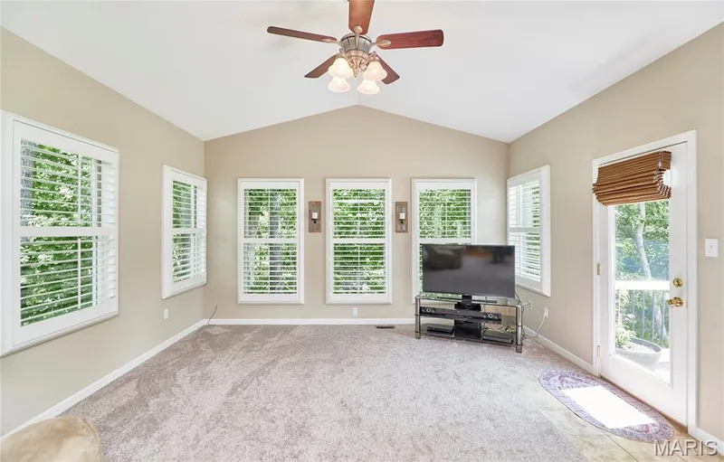 304 Crescent Oak Court, Wentzville, MO 63385 — listing photo 25 of 76